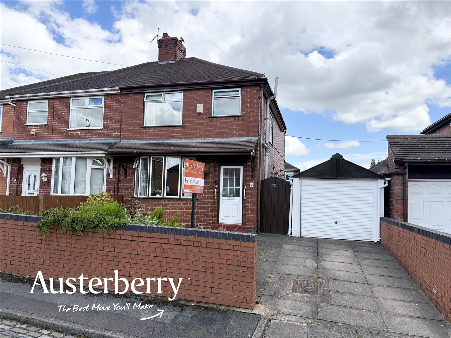 3 bed property in Laburnum Grove, Stoke-On-Trent